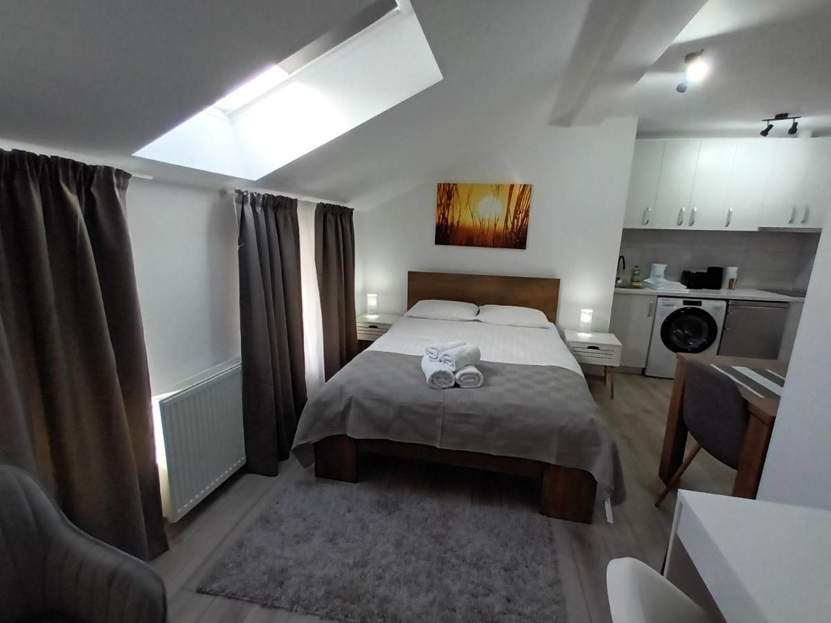 Old Town Studio Apartments Μπάια Μάρε Εξωτερικό φωτογραφία