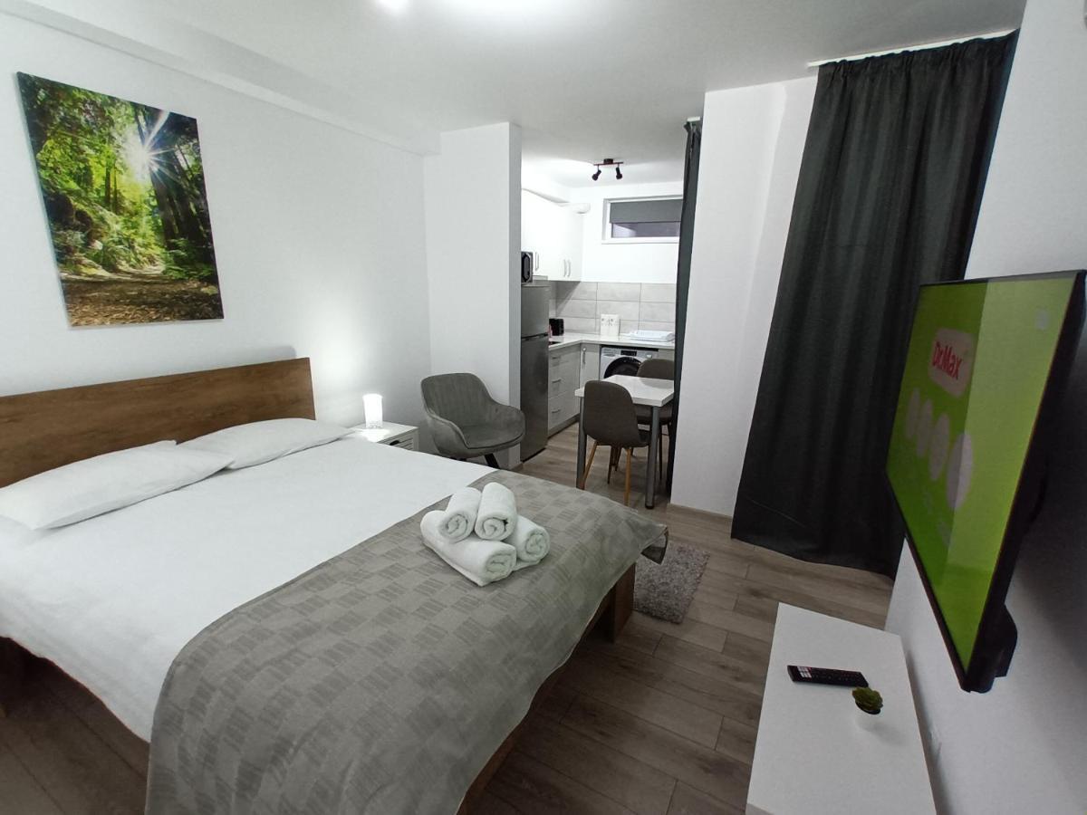Old Town Studio Apartments Μπάια Μάρε Εξωτερικό φωτογραφία