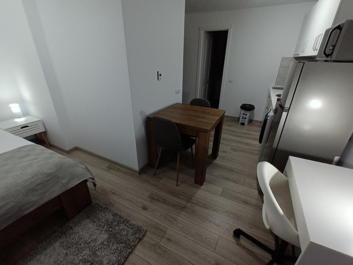Old Town Studio Apartments Μπάια Μάρε Εξωτερικό φωτογραφία