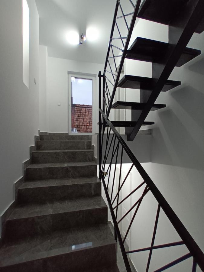 Old Town Studio Apartments Μπάια Μάρε Εξωτερικό φωτογραφία